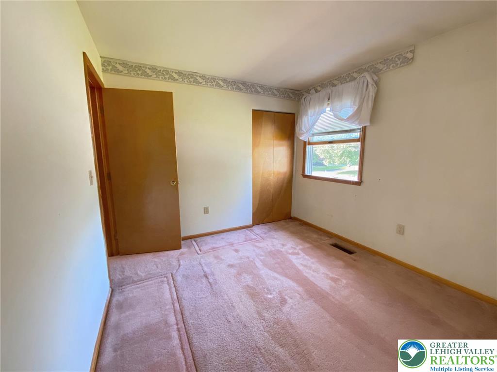 4497 Steuben Road Bethlehem, PA 18020 - Photo 26 of 37 Gallery Image 26