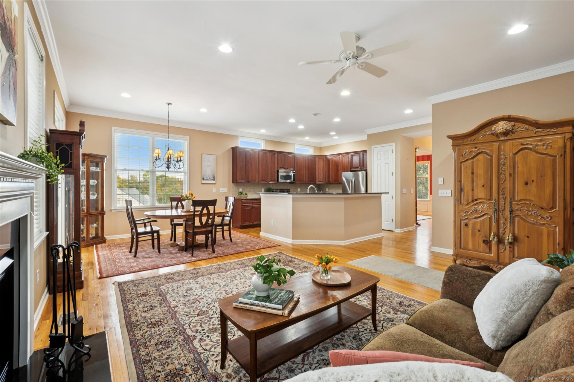 30 Vista Way Bloomfield, CT 06002 - Photo 25 of 38