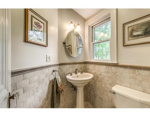 10 Outlook Road Wakefield, MA 01880 - Photo 19 of 30 Gallery Image 19