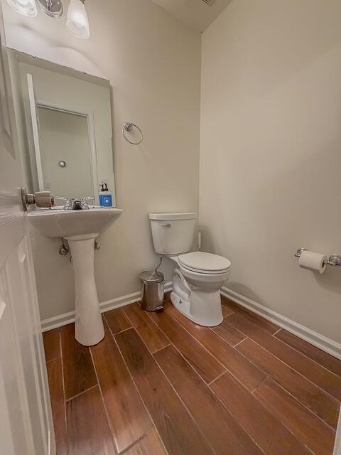 100 Pinnacle Court Sumter, SC 29154 - Photo 13 of 43 Half bath off main hallway