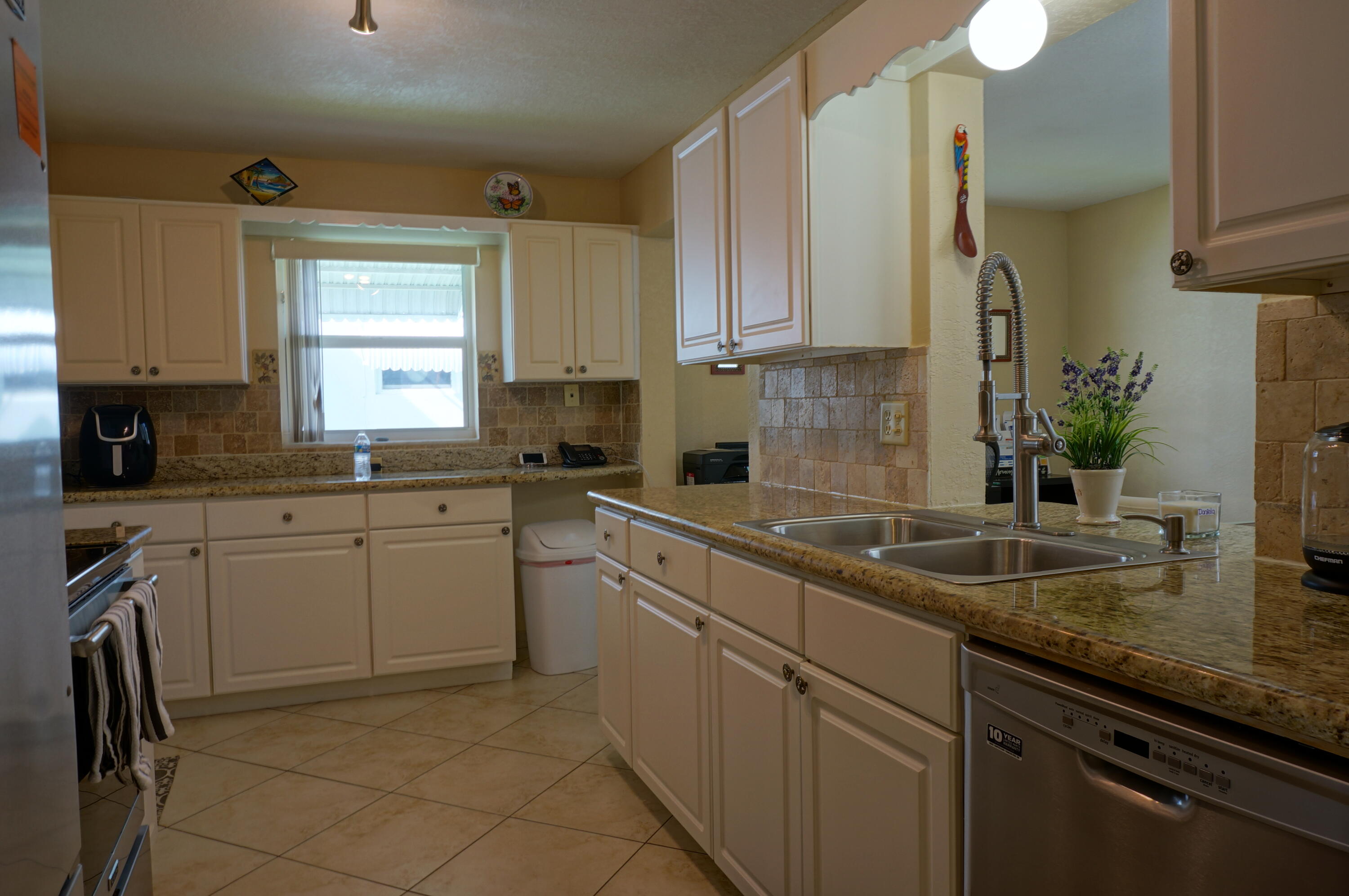 720 Southwest 18th Street Boynton Beach, FL 33426 - Photo 8 of 23 DSC07775