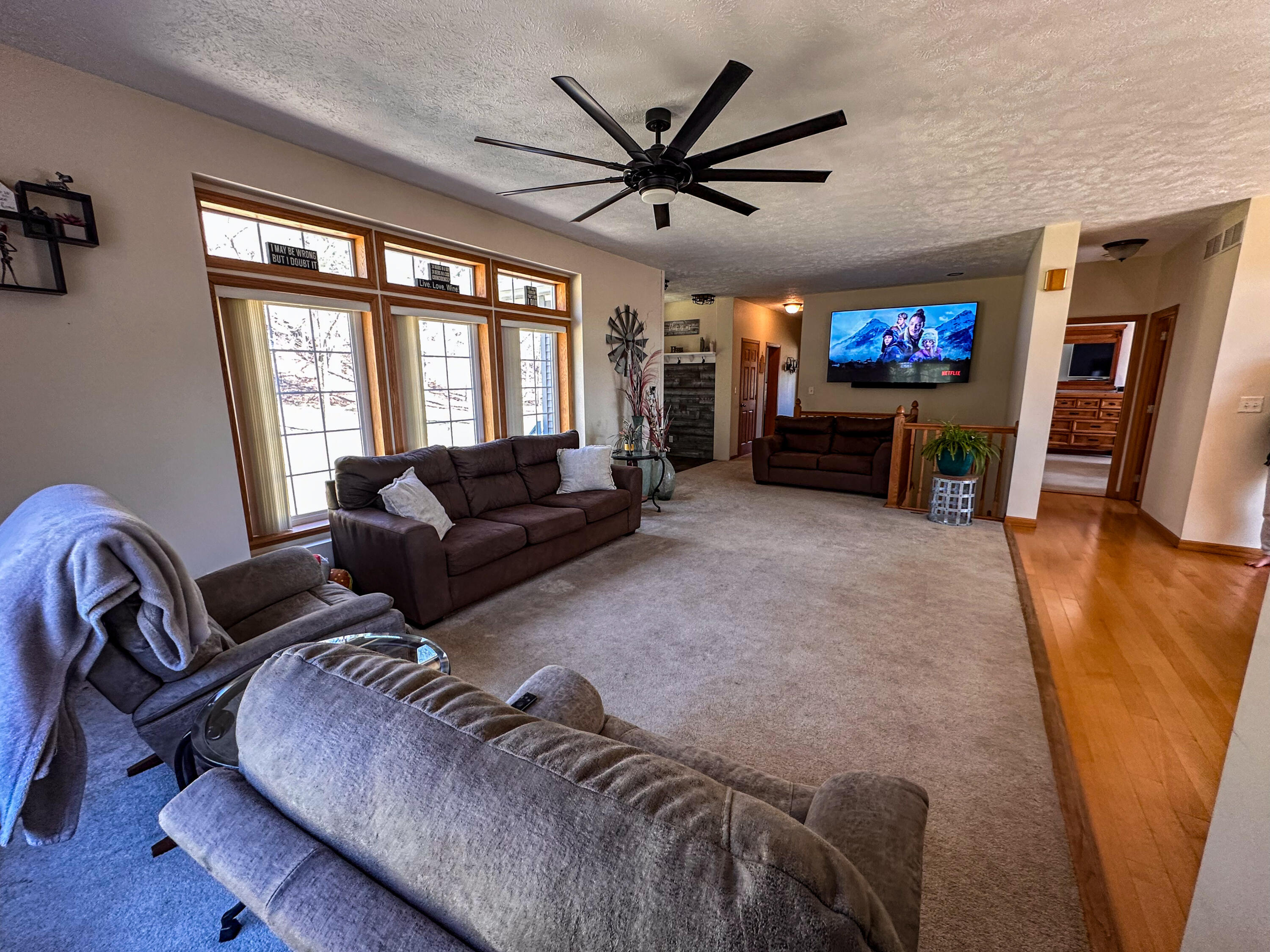 2315 Stronach Road Manistee, MI 49660 - Photo 10 of 37 Lots of natural light!