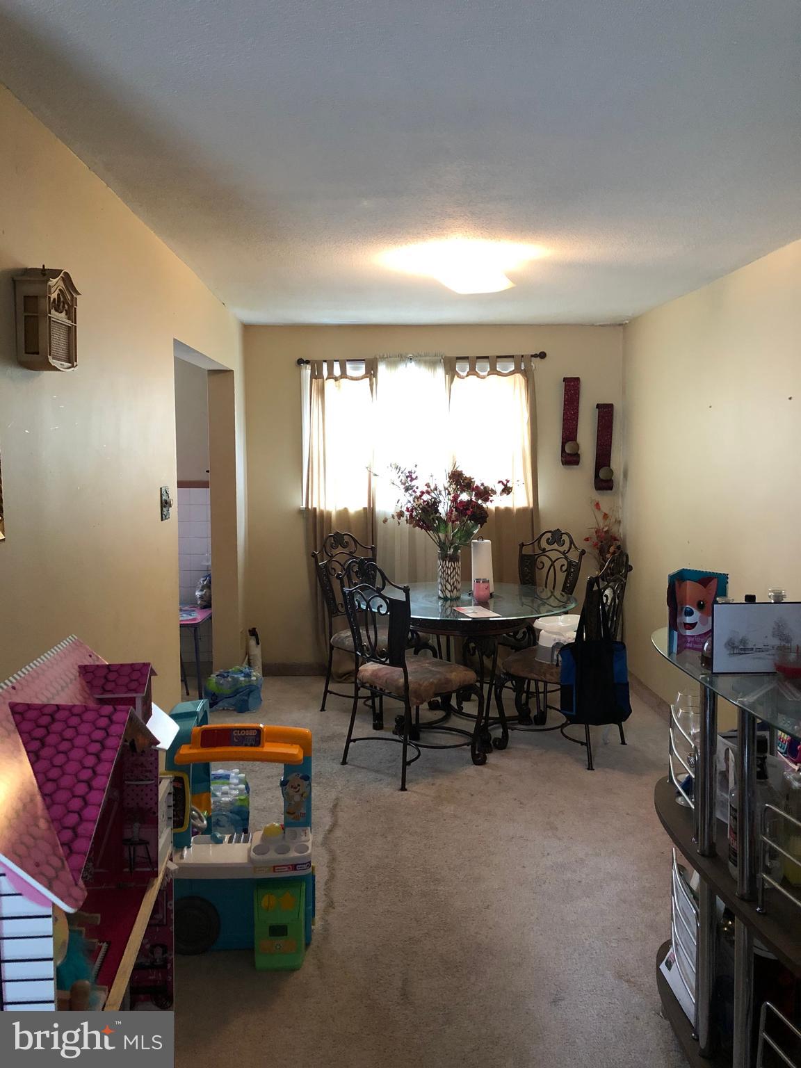 989 Grant Road Folcroft, PA 19032 - Photo 4 of 12