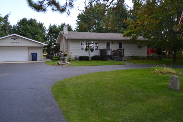 5838 Goodrick Road Traverse City, MI 49684 - Photo 1 of 29 1838721.JPG