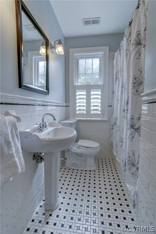 4531 Brook Road Richmond, VA 23227 - Photo 29 of 48 Gallery Image 29