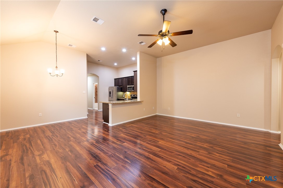 436 Jack Rabbit Lane Buda, TX 78610 - Photo 9 of 40 UNIT A INTERIOR