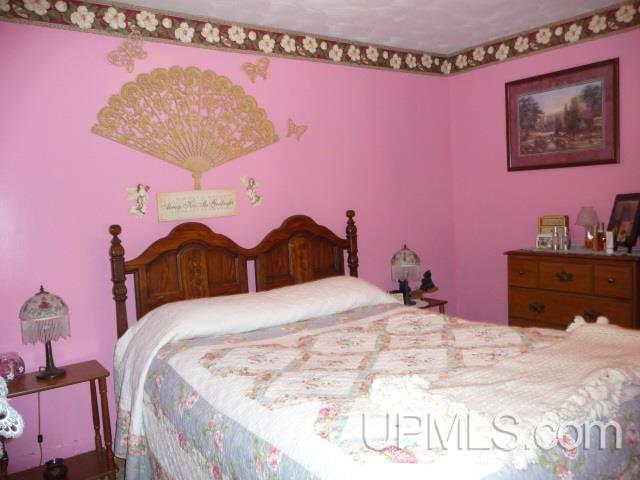 290 Silver Street Ishpeming, MI 49849 - Photo 8 of 11 Gallery Image 8