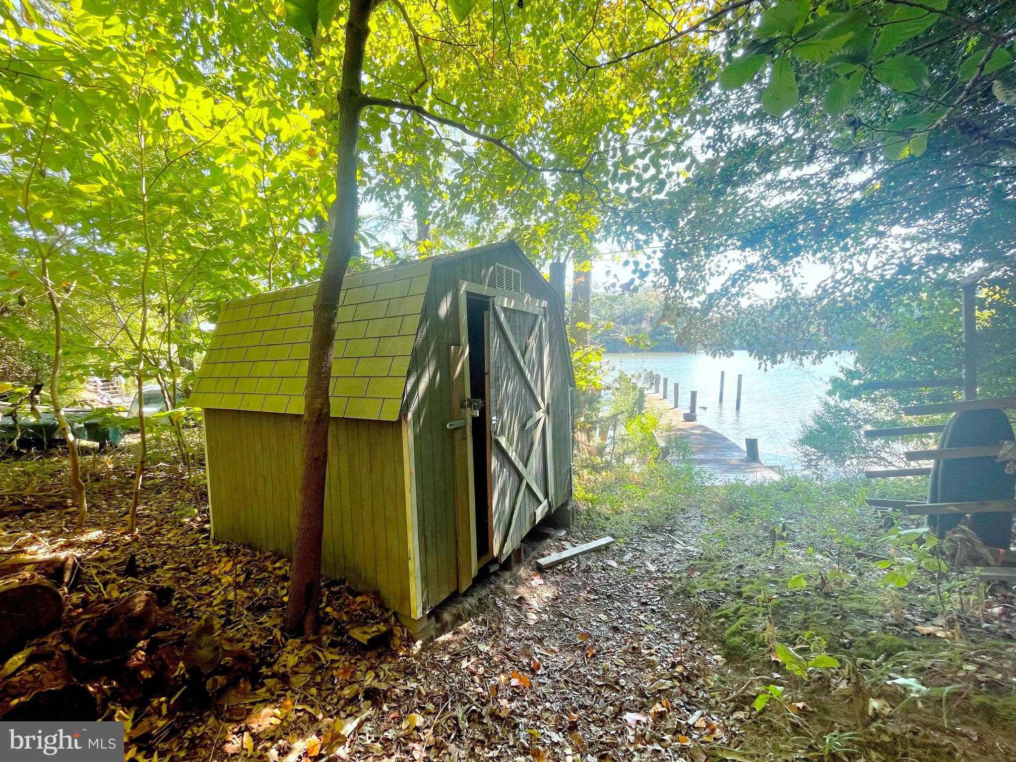 43979 Drum Cliff Road Hollywood, MD 20636 - Photo 44 of 58 Pier side storage shed