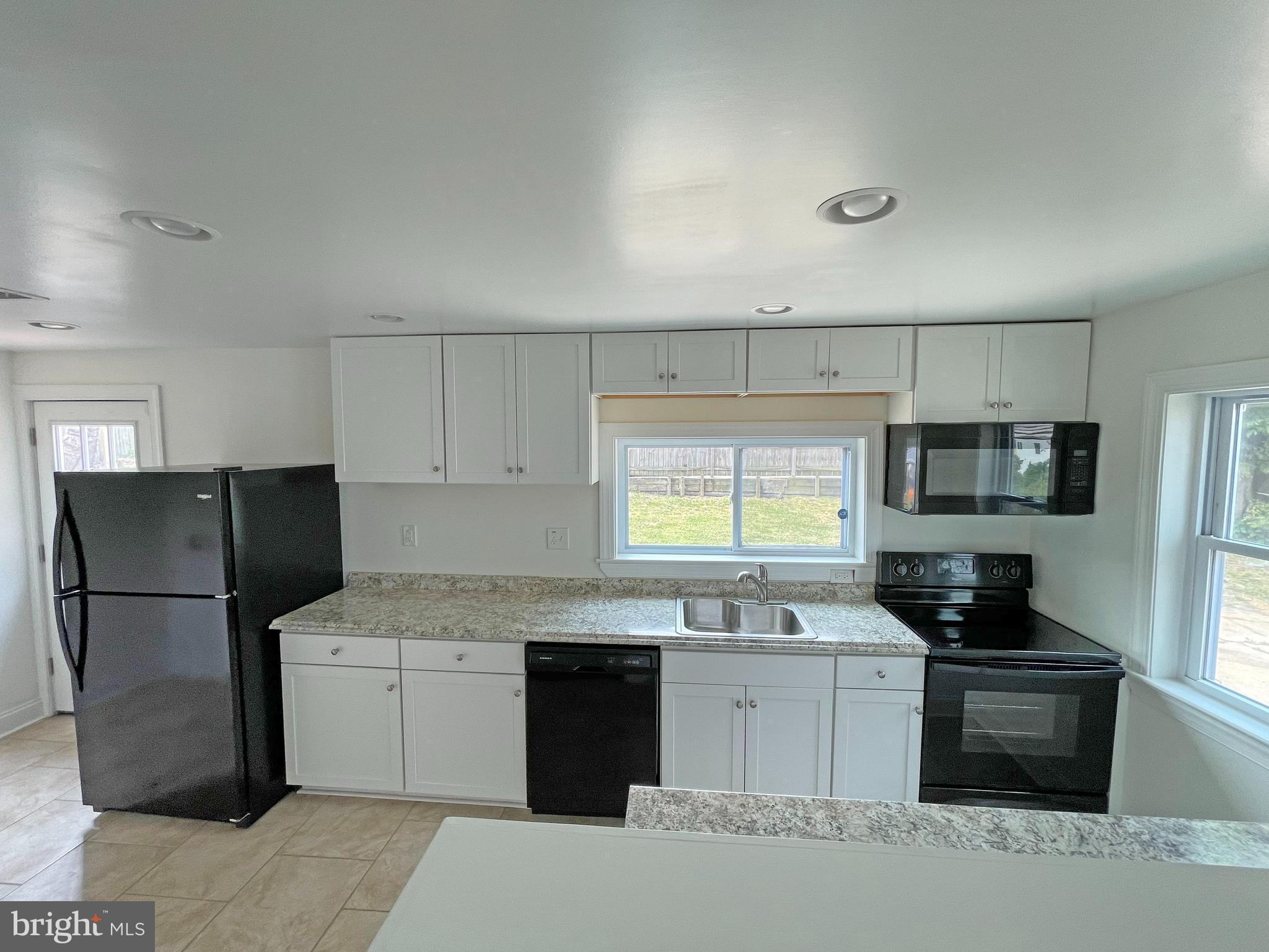 820 Old North Point Road Baltimore, MD 21224 - Photo 14 of 29 Gallery Image 14