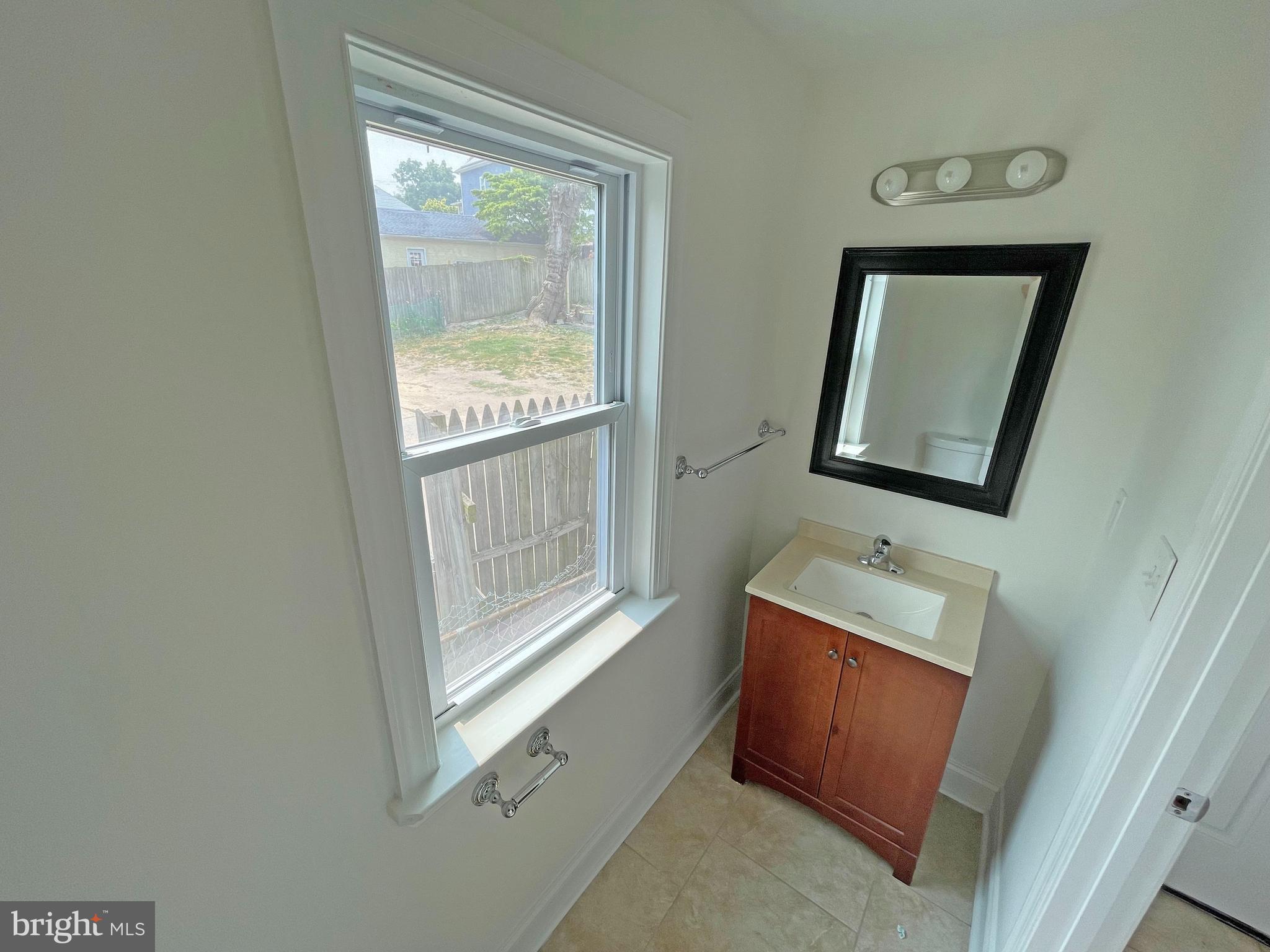820 Old North Point Road Baltimore, MD 21224 - Photo 20 of 29 Gallery Image 20