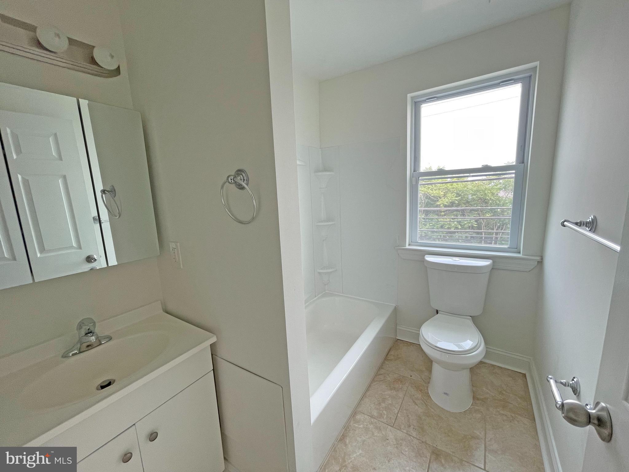 820 Old North Point Road Baltimore, MD 21224 - Photo 28 of 29 Gallery Image 28