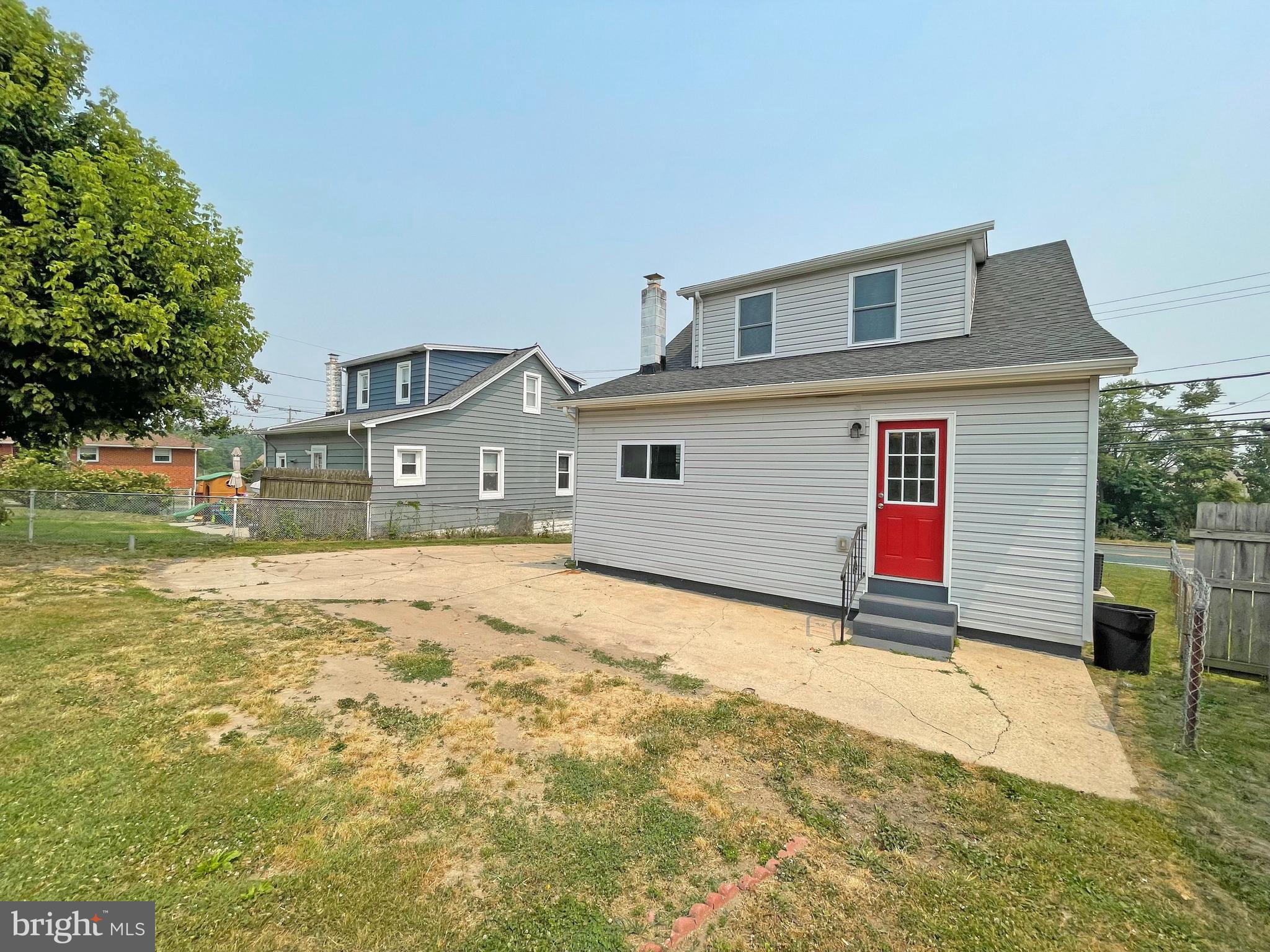 820 Old North Point Road Baltimore, MD 21224 - Photo 7 of 29 Gallery Image 7