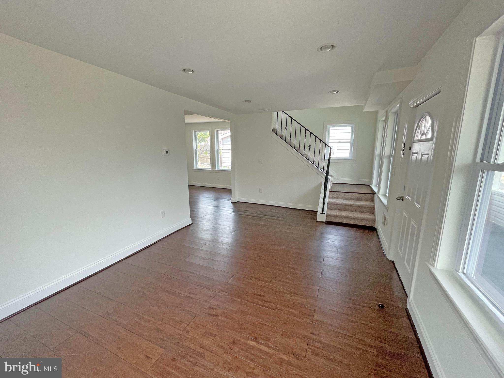 820 Old North Point Road Baltimore, MD 21224 - Photo 10 of 29 Gallery Image 10
