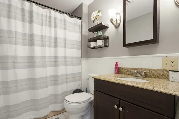 $485,000 | 5 Shady Lane, East Providence, RI 02915