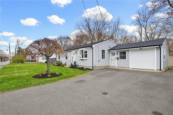 $485,000 | 5 Shady Lane, East Providence, RI 02915