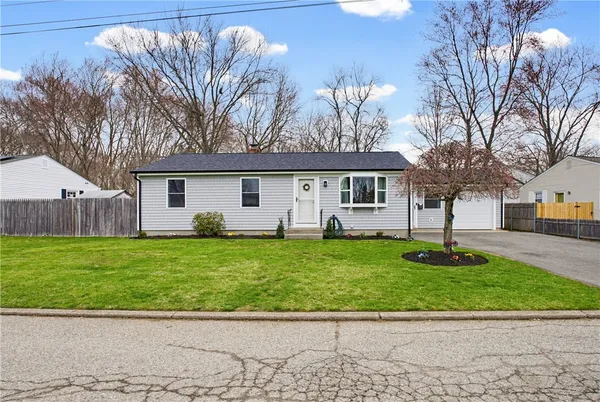 $485,000 | 5 Shady Lane, East Providence, RI 02915