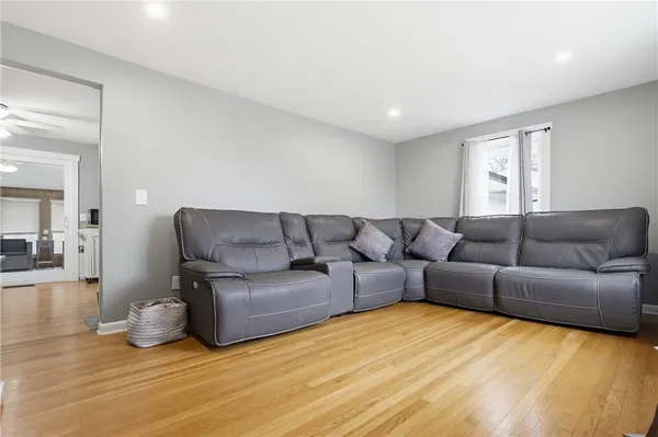 $485,000 | 5 Shady Lane, East Providence, RI 02915