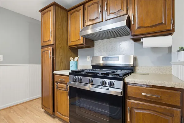 $485,000 | 5 Shady Lane, East Providence, RI 02915