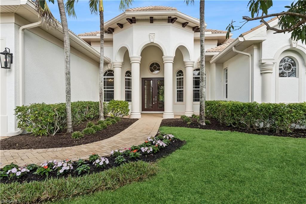 677 5th Avenue North Naples, FL 34102 - Photo 7 of 28