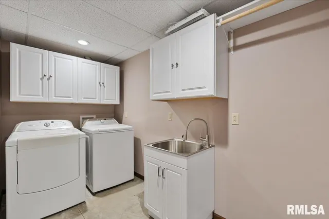 $570,000 | 15758 North 2120th Avenue, Geneseo, IL 61254