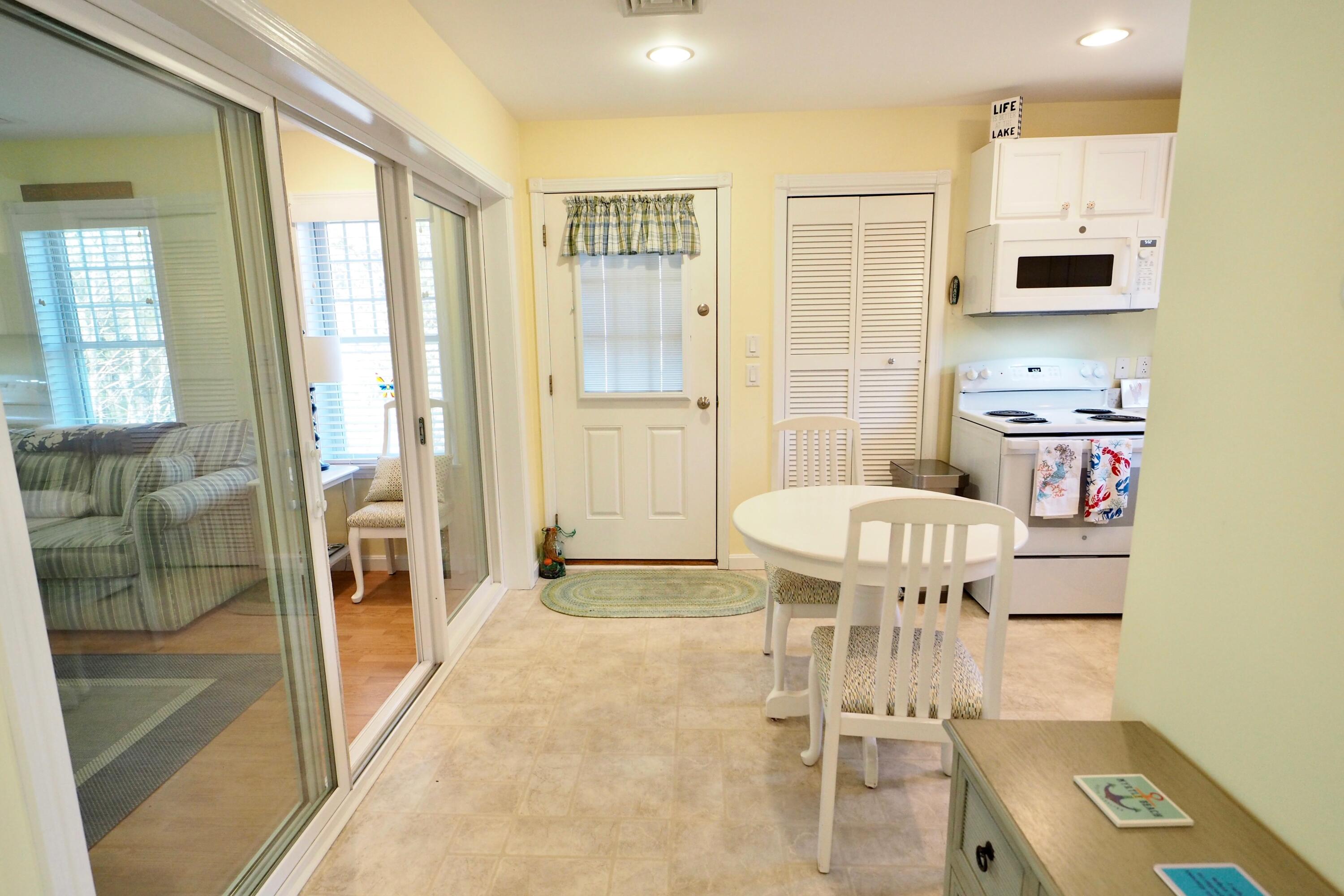 412 Post Road, Unit D6 Wells, ME 04090 - Photo 11 of 25 P1011786