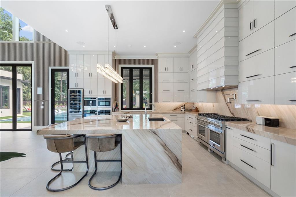 1386 Moores Mill Road Northwest Atlanta, GA 30327 - Photo 41 of 57