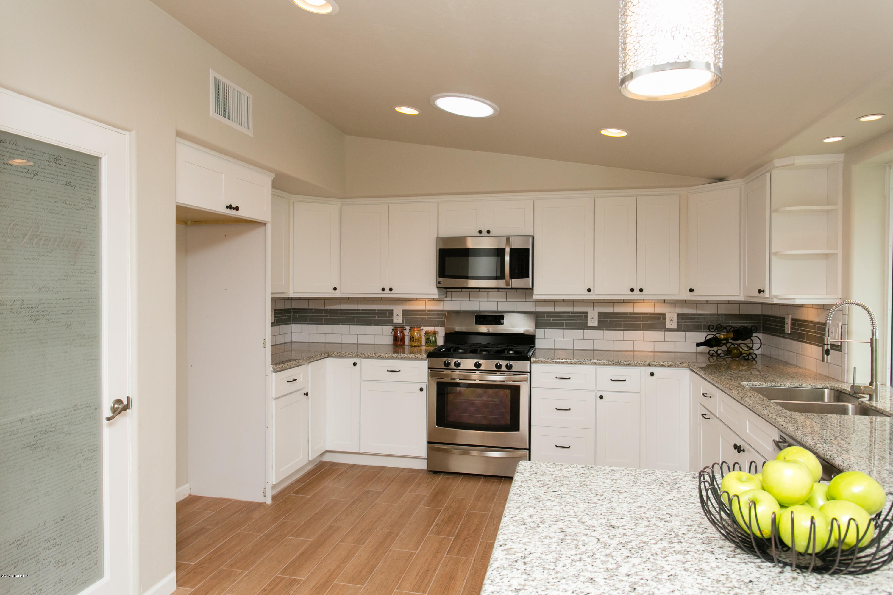 2901 East Kleindale Road Tucson, AZ 85716 - Photo 7 of 26 Gallery Image 7