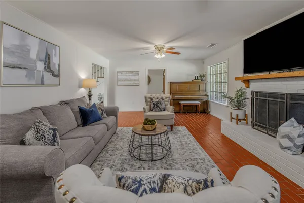 $645,000 | 1403 Post Oak Circle, College Station, TX 77840