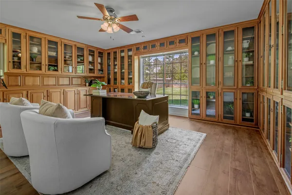 $645,000 | 1403 Post Oak Circle, College Station, TX 77840