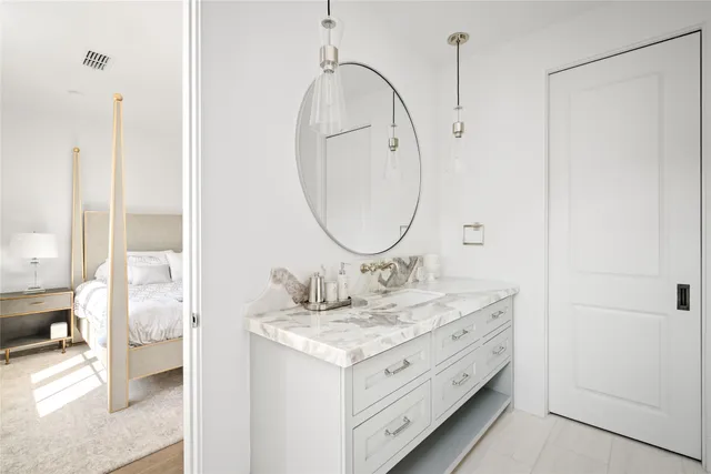 $5,995,000 | 811 Creek Wood Way, Houston, TX 77024