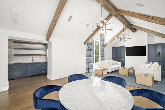 $5,995,000 | 811 Creek Wood Way, Houston, TX 77024