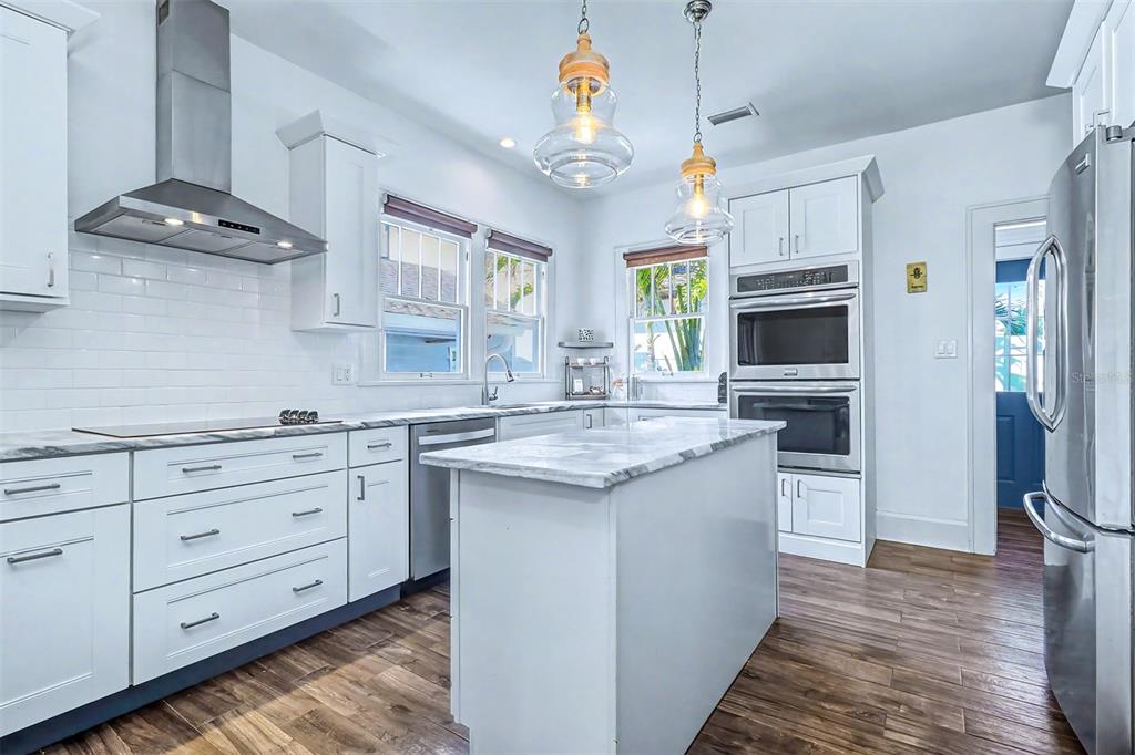 3218 7th Street North St. Petersburg, FL 33704 - Photo 15 of 34