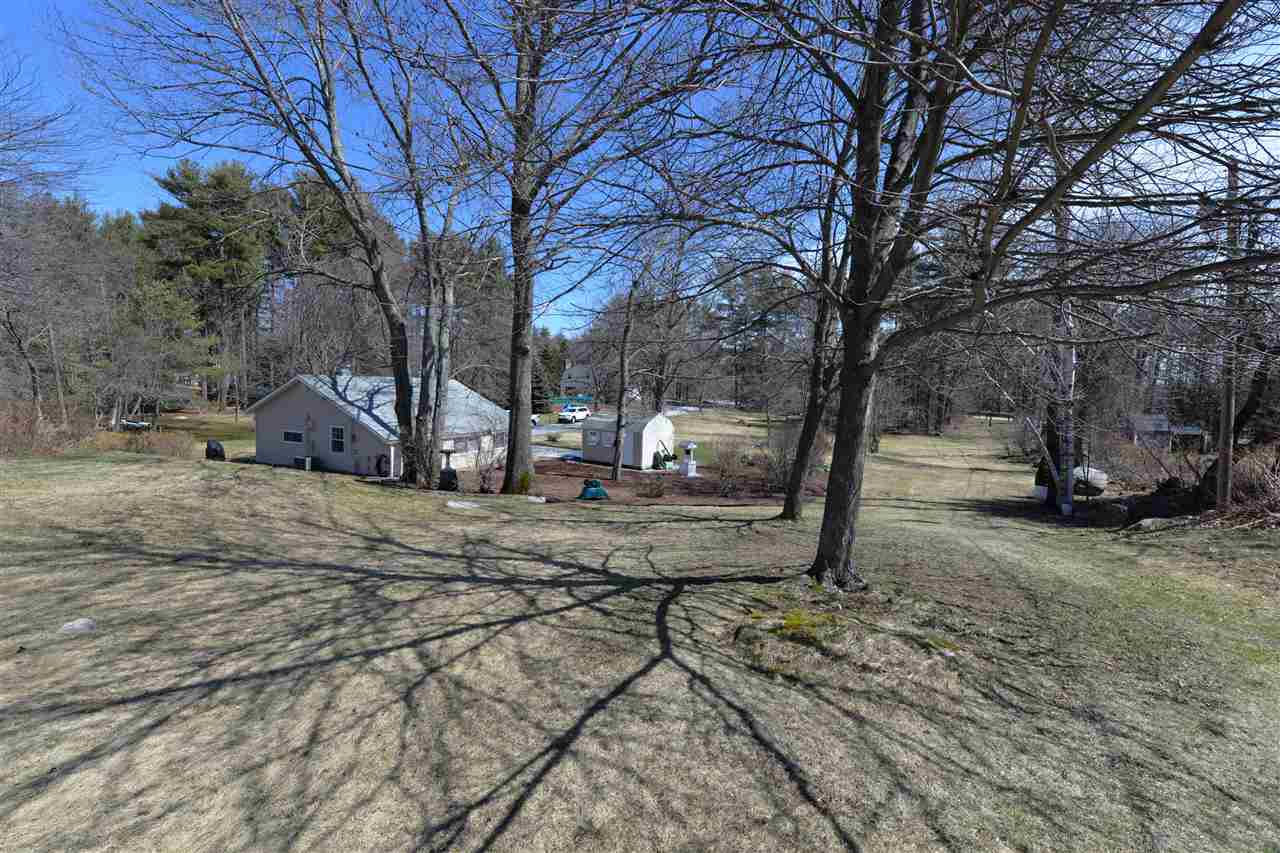 1744 Lake Shore Road Manchester, NH 03109 - Photo 12 of 35