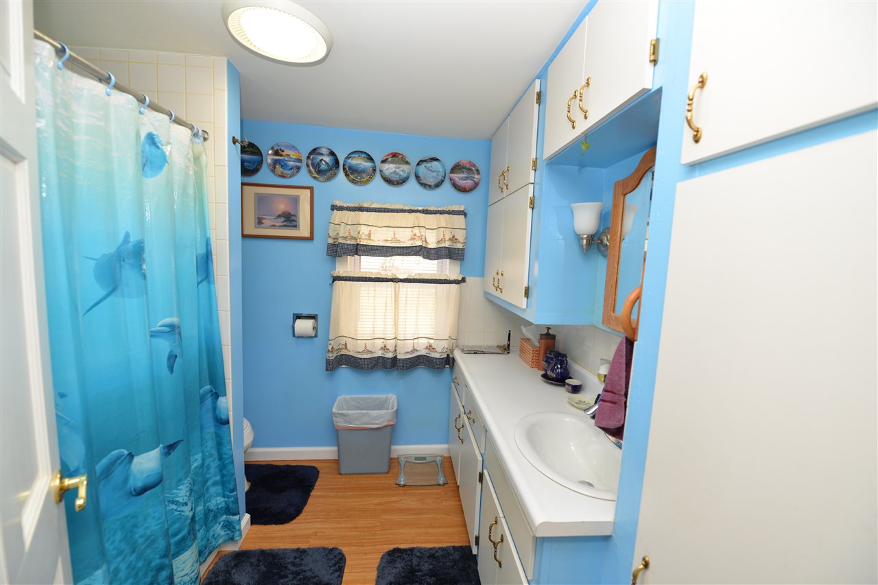 1744 Lake Shore Road Manchester, NH 03109 - Photo 29 of 35