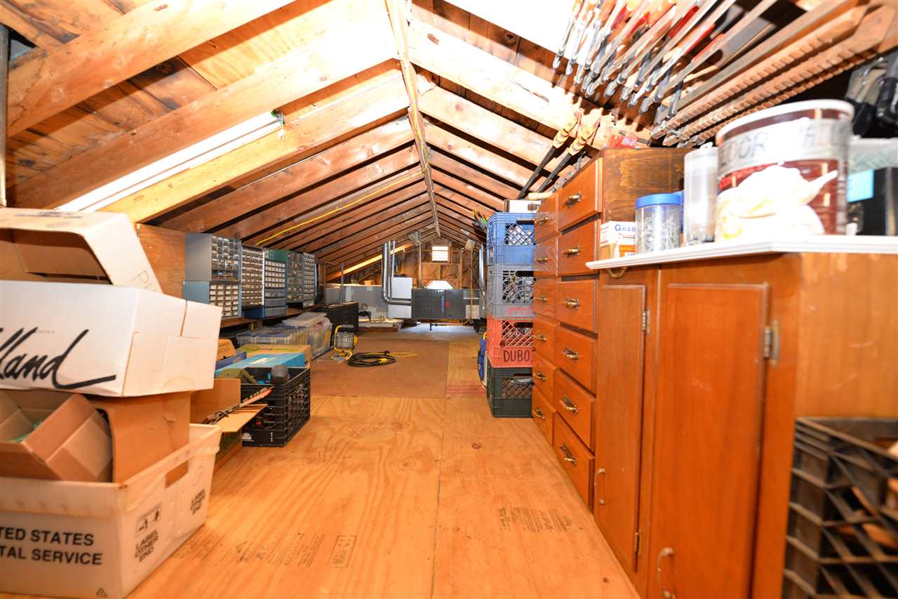 1744 Lake Shore Road Manchester, NH 03109 - Photo 34 of 35