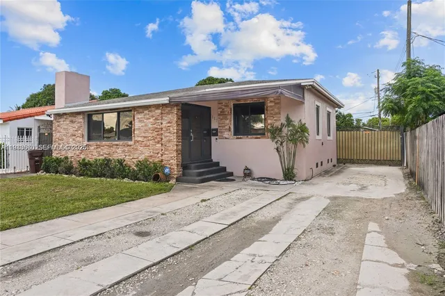$3,500 | 117 West 34th Street, Hialeah, FL 33012