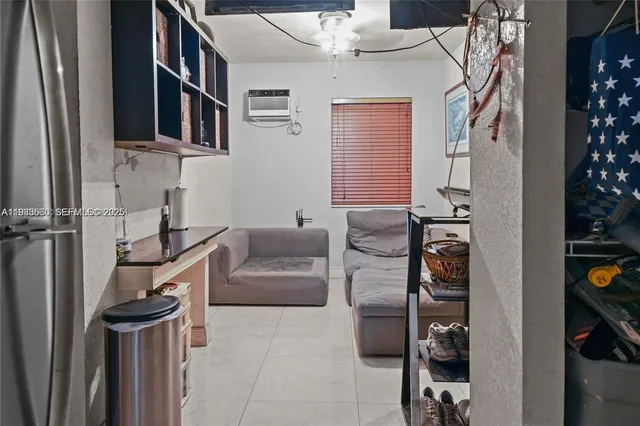 $3,500 | 117 West 34th Street, Hialeah, FL 33012