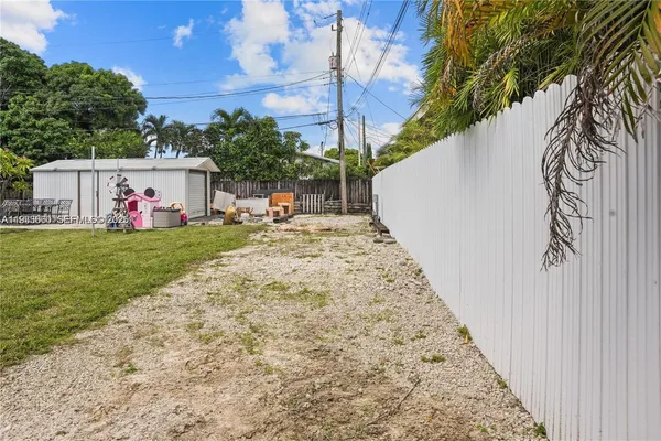 $3,500 | 117 West 34th Street, Hialeah, FL 33012