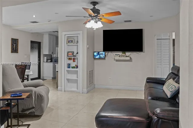 $3,500 | 117 West 34th Street, Hialeah, FL 33012