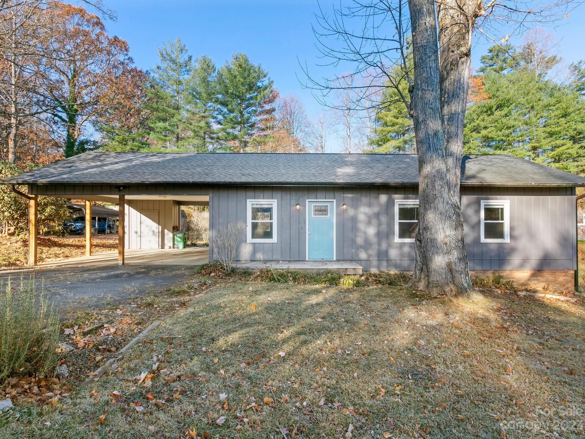 5 Fair Oaks Road Arden, NC 28704 - Photo 3 of 30 Gallery Image 3