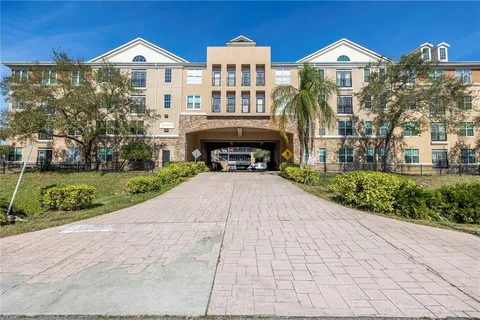 $199,500 | 4221 West Spruce Street, Unit 1325, Tampa, FL 33607