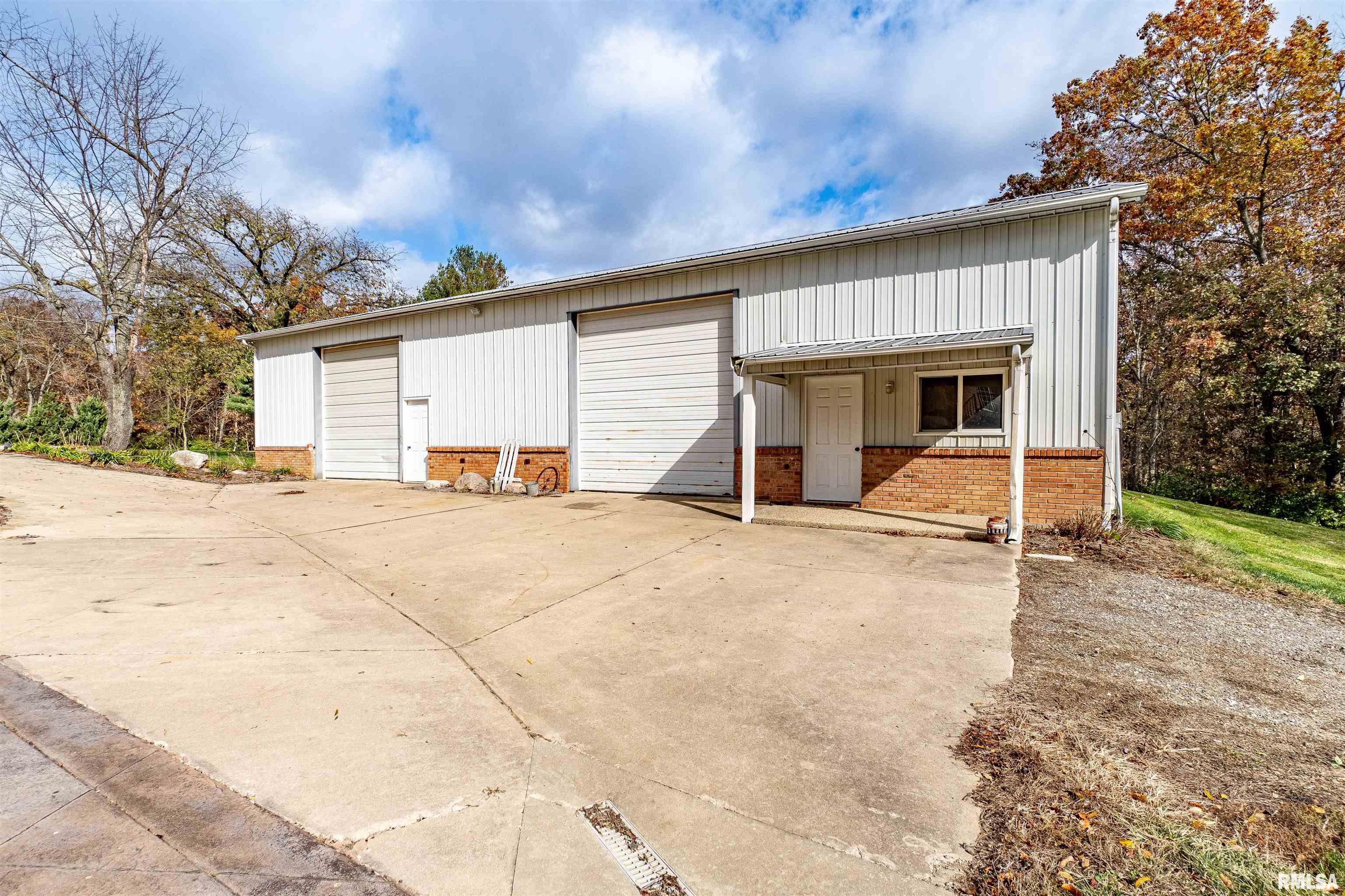 16036 King Road Danvers, IL 61732 - Photo 44 of 77