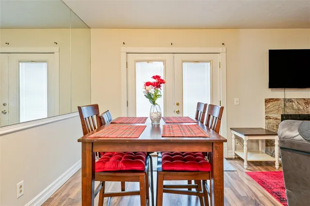 $209,900 | 200 Southwick Court, Henrietta, NY 14623