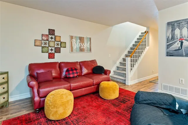 $209,900 | 200 Southwick Court, Henrietta, NY 14623