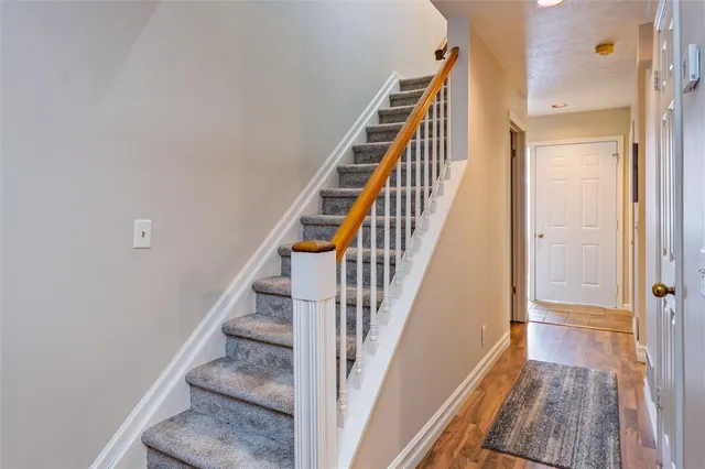 $209,900 | 200 Southwick Court, Henrietta, NY 14623