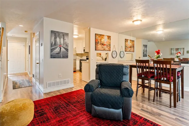 $209,900 | 200 Southwick Court, Henrietta, NY 14623