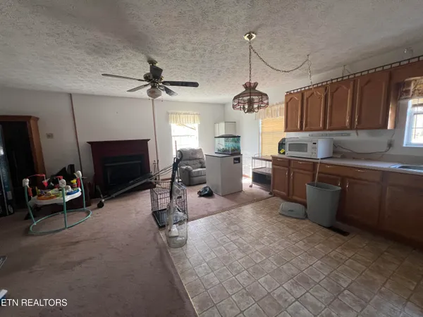 $349,900 | 1060 Hilltop Lane, Kodak, TN 37764