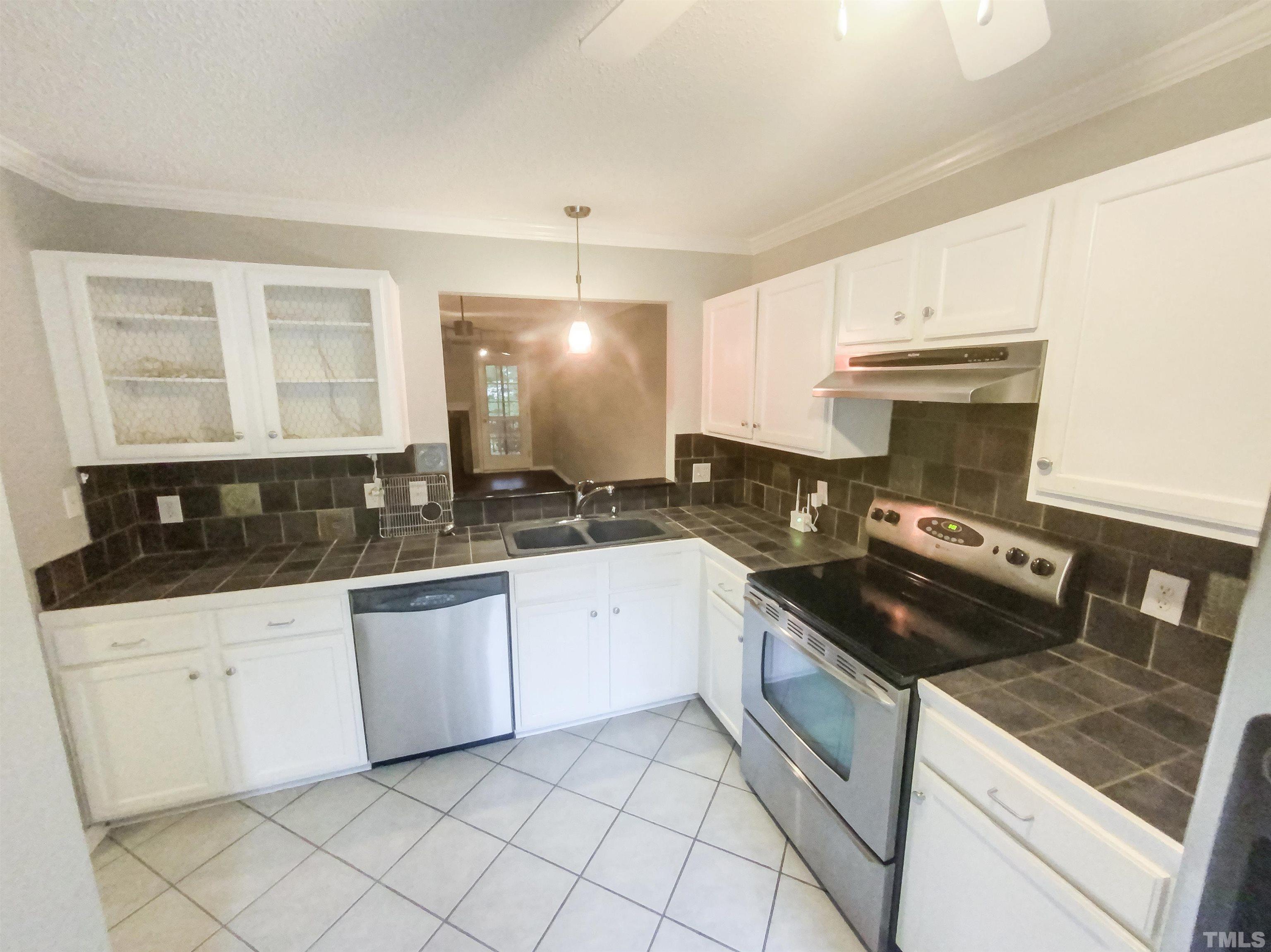 4503 Antique Lane Raleigh, NC 27616 - Photo 4 of 19