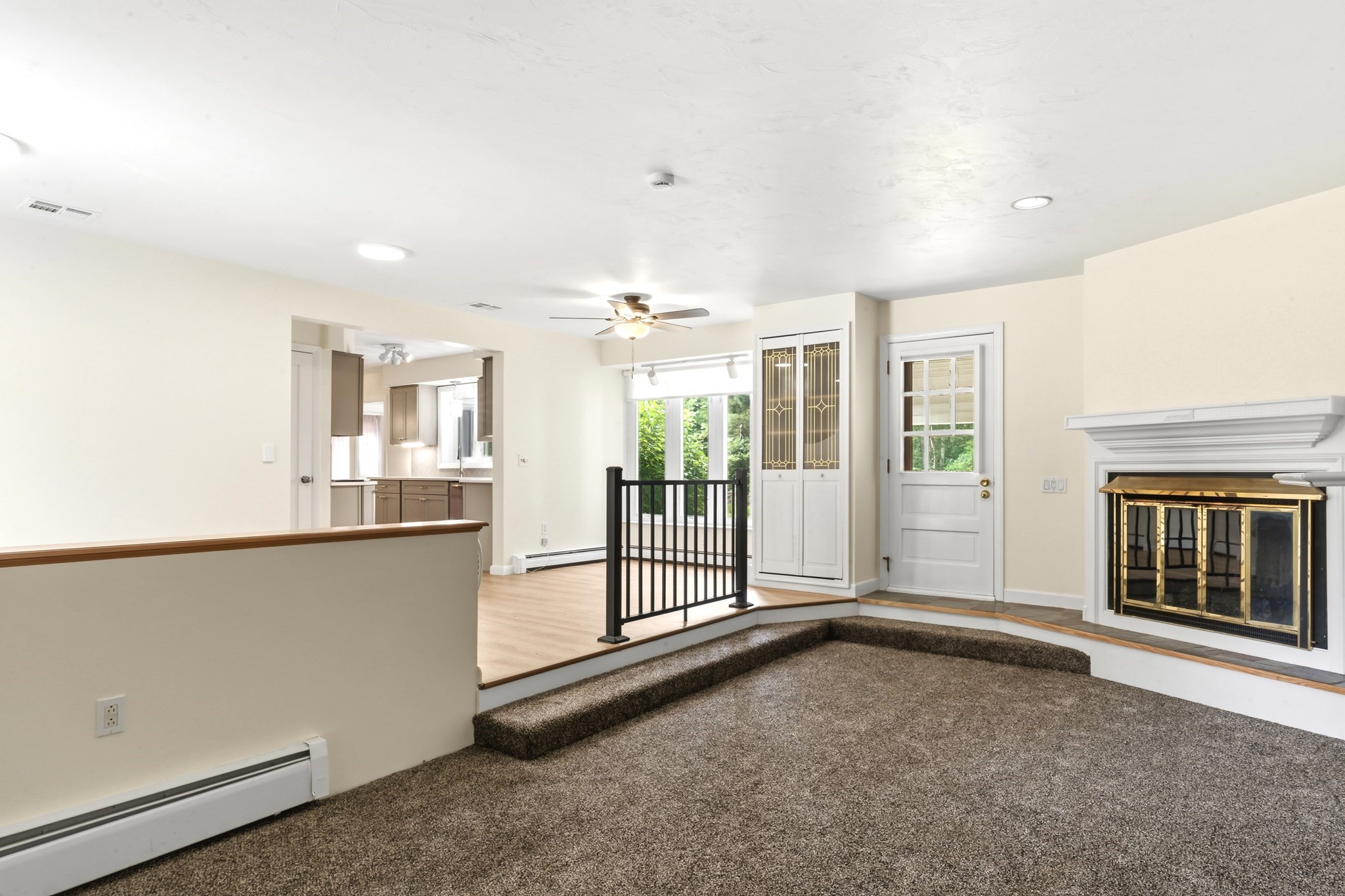 23 Colonial Way Rehoboth, MA 02769 - Photo 10 of 36 Gallery Image 10