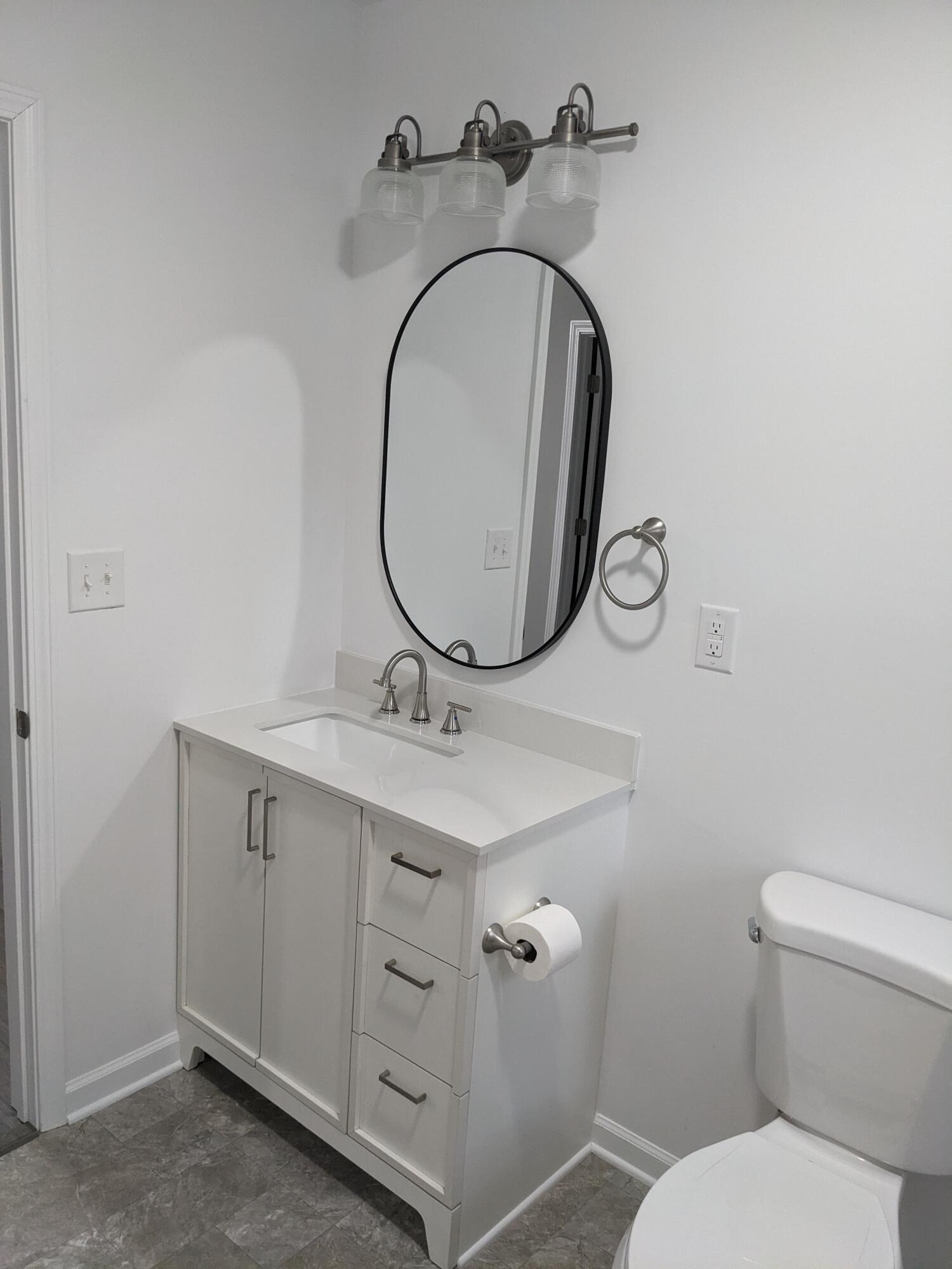 303 East George Street St. George, SC 29477 - Photo 19 of 23 PXL_20250127_213843872
